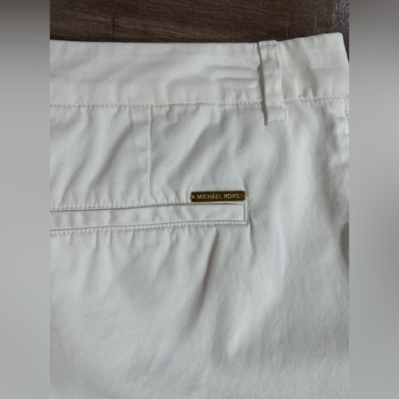 Michael Michael Kors White Rolled Cuffed Shorts size 6 - Picture 12 of 14